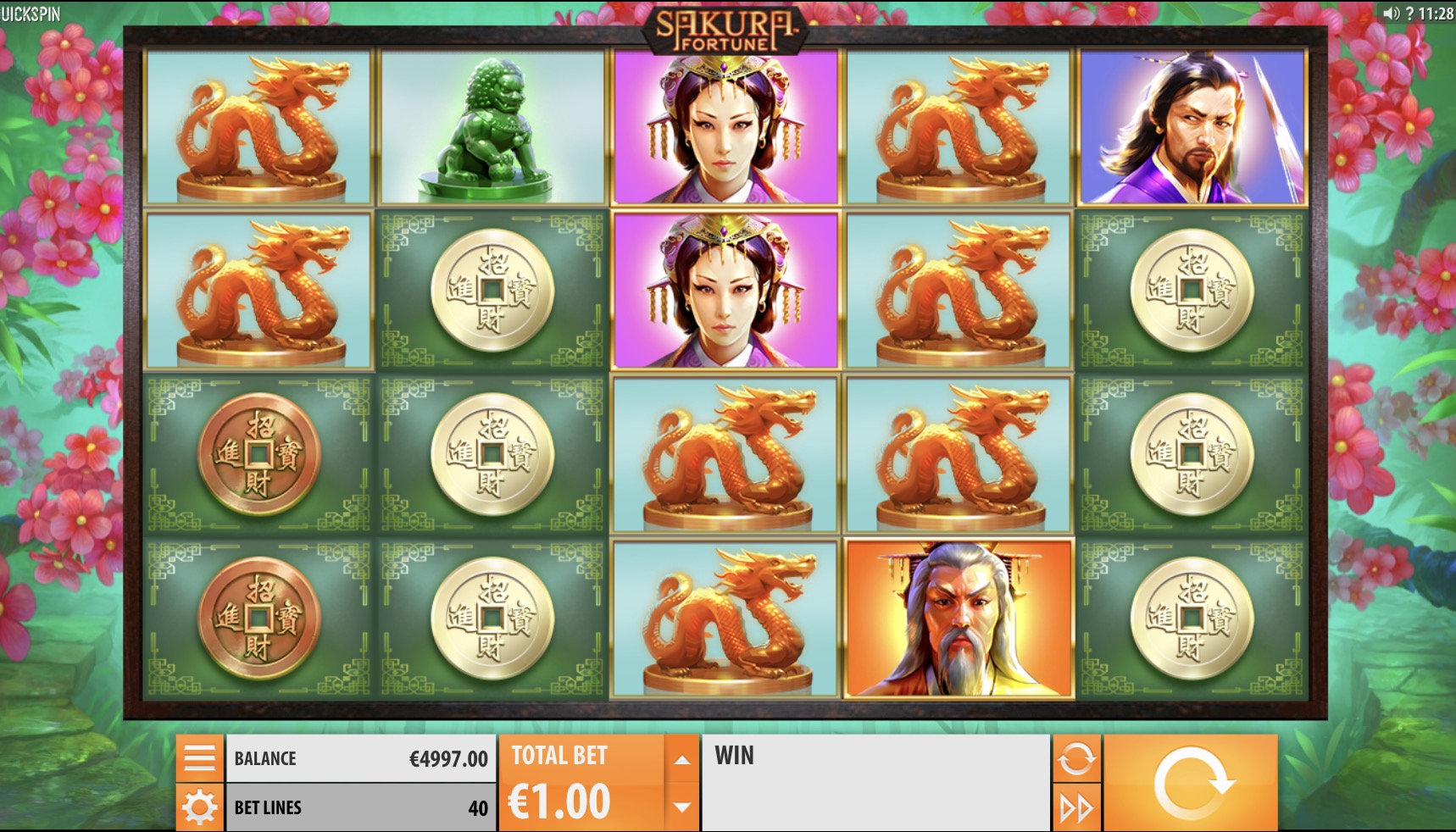 Раунд бесплатных вращений с заблокированными дикими в Sakura Fortune